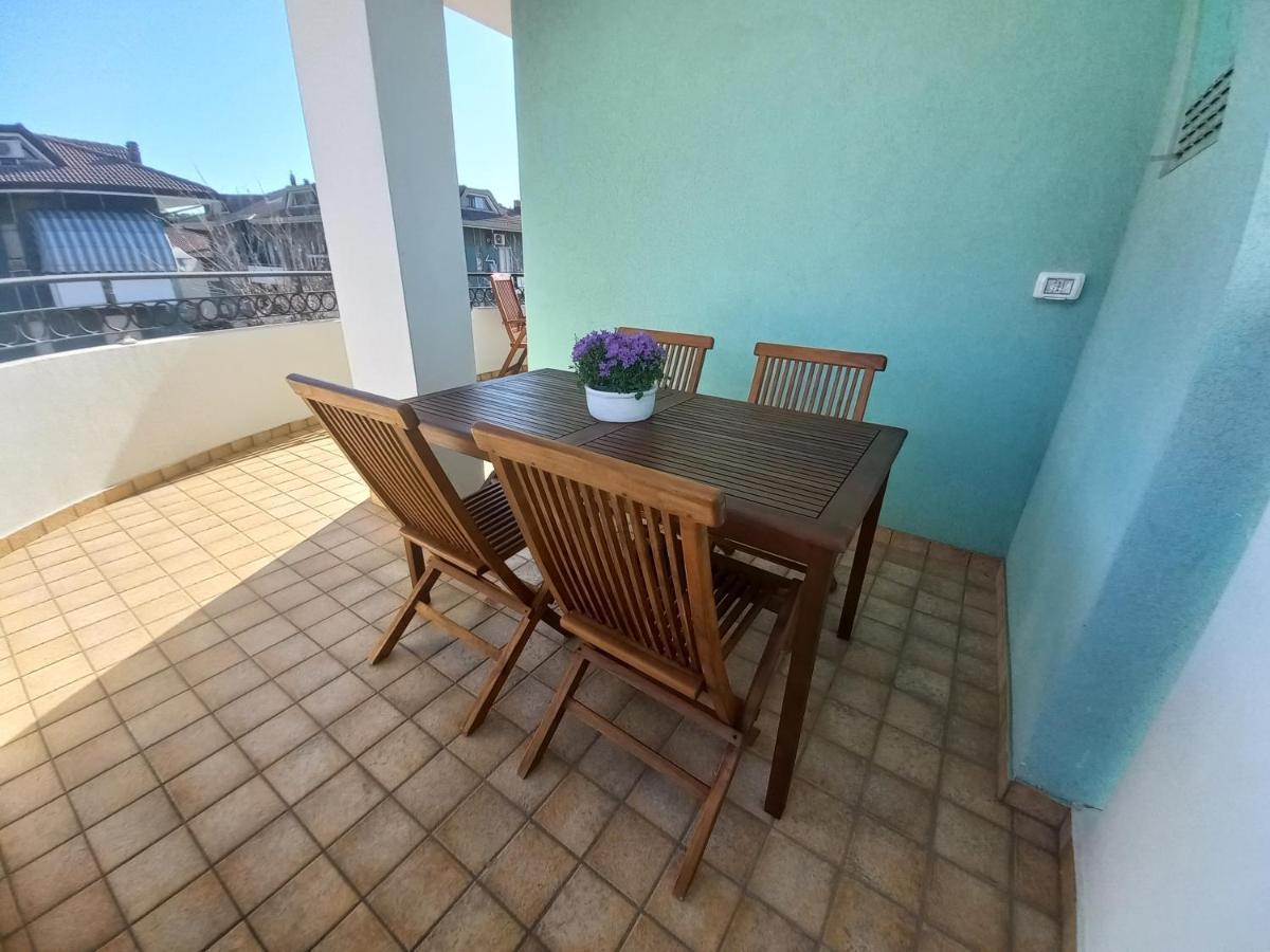 Ferienwohnung Elegante Bilocale A Pochi Passi Dal Mare Bellaria-Igea Marina Exterior foto